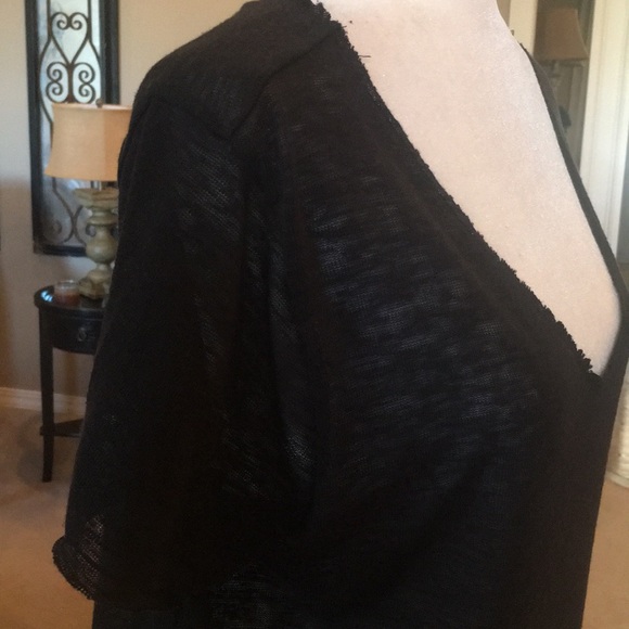 One Clothing Los Angeles Sheer V-Neck Top - Picture 7 of 12